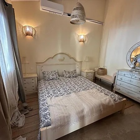 Casita Catalan *