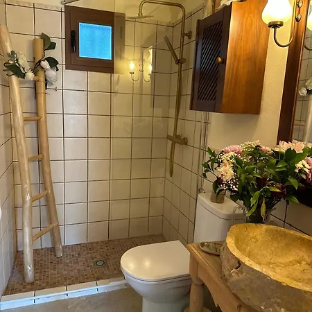 Casita Catalan